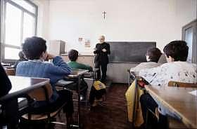 Scuola e religione: le motivazioni del TAR e la risposta dei vescovi 