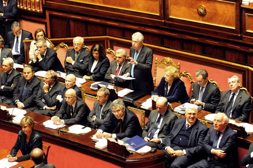 Arrivano le superpensioni dei Ministri del Governo Monti