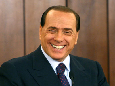 Berlusconi a processo: i suoi parlamentari lo difendono