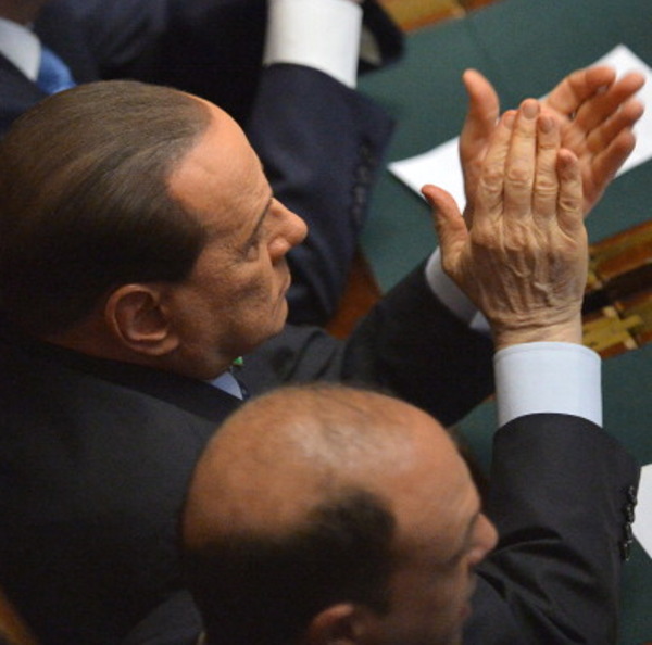 Amnistia Silvio Berlusconi: scontro politico
